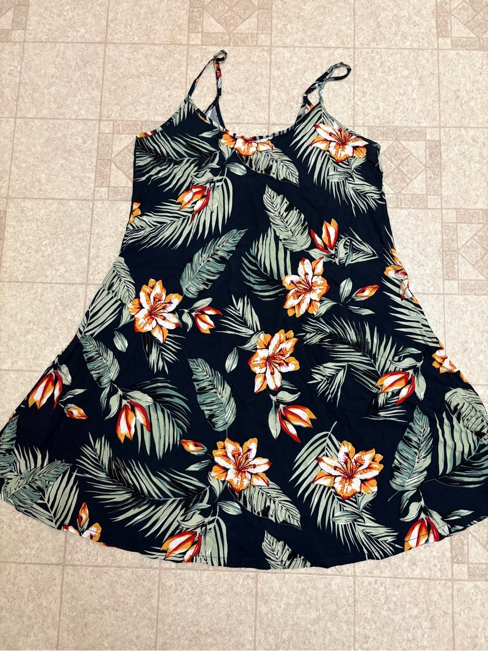 Ms Casual Tropical Floral Rayon Cami Slip Dress Adjustable Straps Size Large